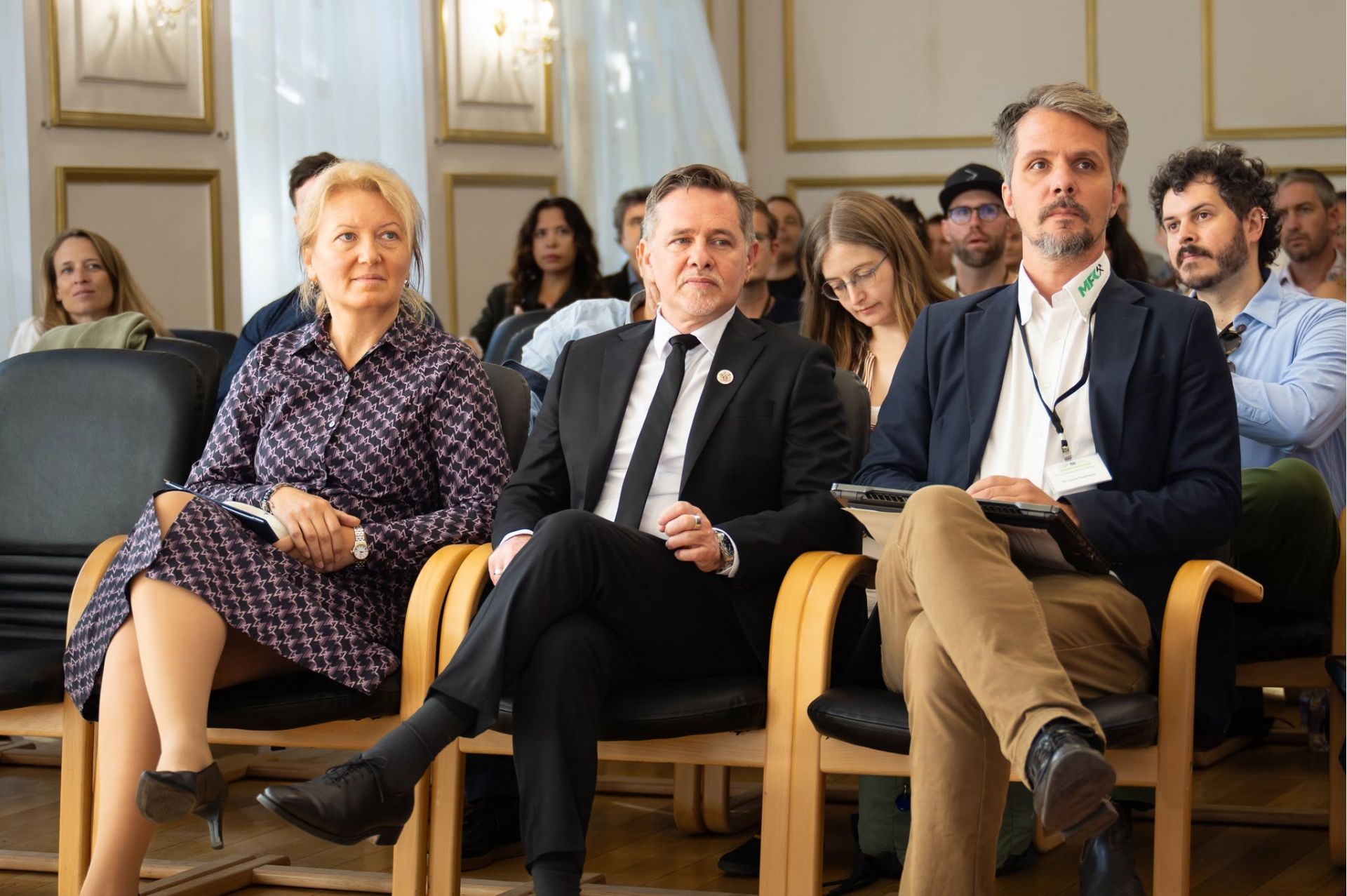 #EURADAPT projekt nemzetközi találkozó Miskolcon. A képen (balról jobbra) Bánné dr. Gál Boglárka, a megyei közgyűlés elnöke, Tóth-Szántai József, Miskolc polgármestere, dr. Szalontai Lajos, a Miskolci Egyetem Műszaki Föld- és Környezettudományi Kar dékánhelyettese.
