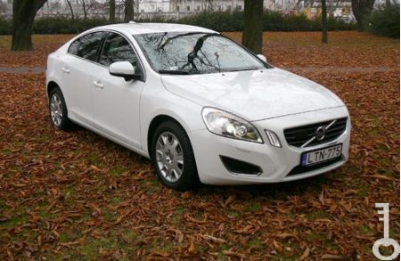 [2_960] Volvo-front.jpg